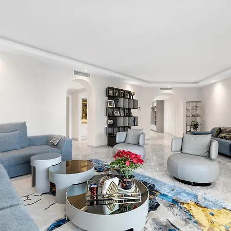 Apartment Modern And Large In The Heart Of Puerto Banus *